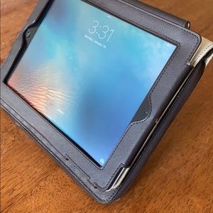 Michael Kors MK Monogrammed IPhad case/clutch